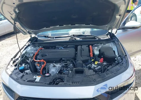 2024 Honda Accord Hybrid Touring from USA, damaged, VIN 1HGCY2F83RA091269